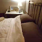 The Tavern Bed & Breakfast Castelnau-Pegayrols
