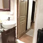 The Tavern Bed & Breakfast Castelnau-Pegayrols