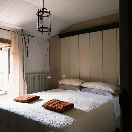 Bed & Breakfast The Tavern *