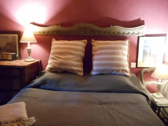 The Tavern Bed & Breakfast *