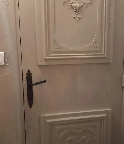 The Tavern Bed & Breakfast