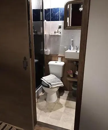 Frühstückspension The Tavern *