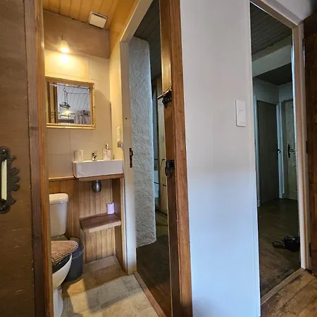 The Tavern Frühstückspension Castelnau-Pégayrols