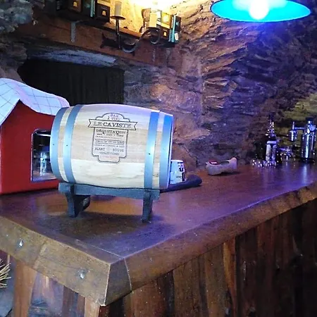 Nocleg ze śniadaniem The Tavern *
